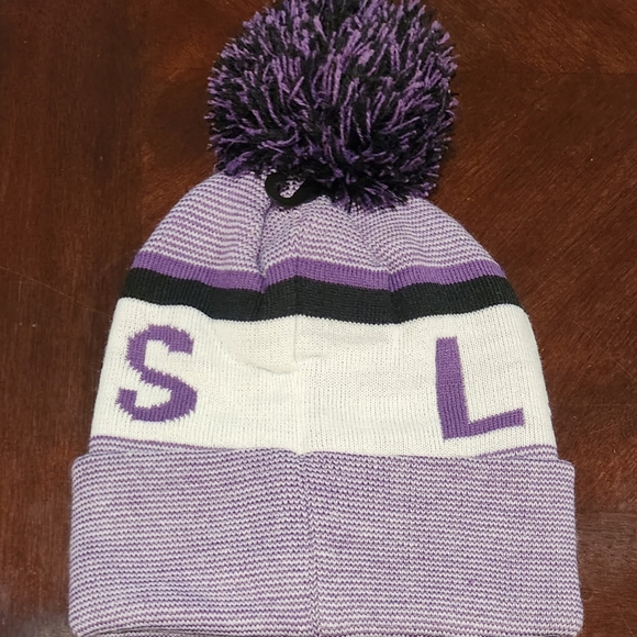 Los Angeles Lakers U Ultra Game NBA LA Basketball OS Knit Pom Beanie Winter Hat - Picture 2 of 2